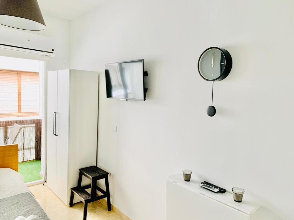 Chicago Luxury Studio Apartment